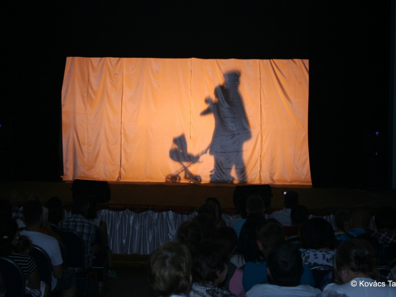 2018/ Anyák napja - Deň matiek / Napsugár