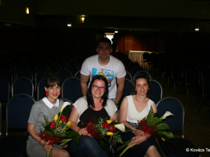 2018/ Anyák napja - Deň matiek / Napsugár 